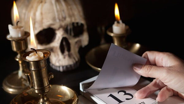 Thứ 6 ngày 13 là ngày gì? Những chuyện kinh khủng xảy ra vào ngày này