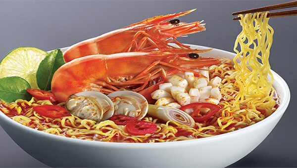 Đây là những gì xảy ra với cơ thể khi bạn ăn mì gói suốt cả tuần
