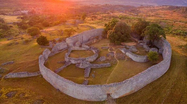 Bí ẩn kinh ngạc của vương quốc đá Đại Zimbabwe