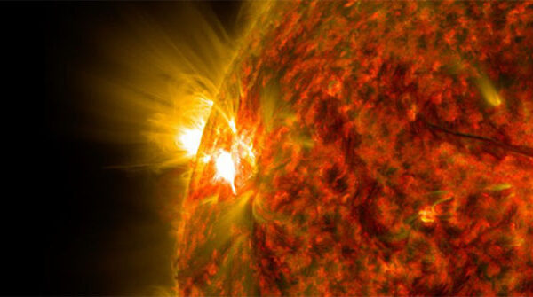 NASA dự báo sai về năng lượng Mặt trời, Trái đất biết tránh "đường" nào?