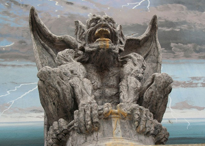 gargoyle Gargoyle