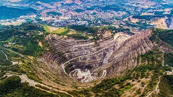 "Anh bạn hàng xóm" của Việt Nam phát hiện 17.000 tỷ tấn siêu kho báu, trị giá 200 tỷ USD